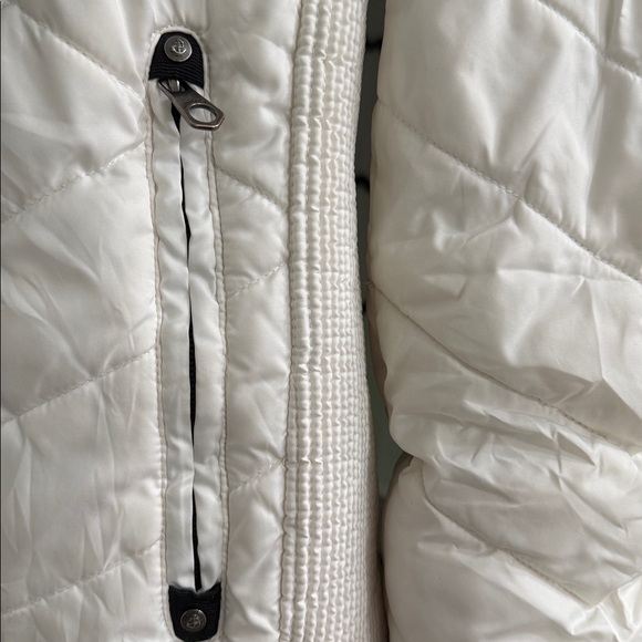 NAUTICA Pre-Loved Women's White Water Resistant Hooded Puffer Jacket SMALL - Picture 4 of 8
